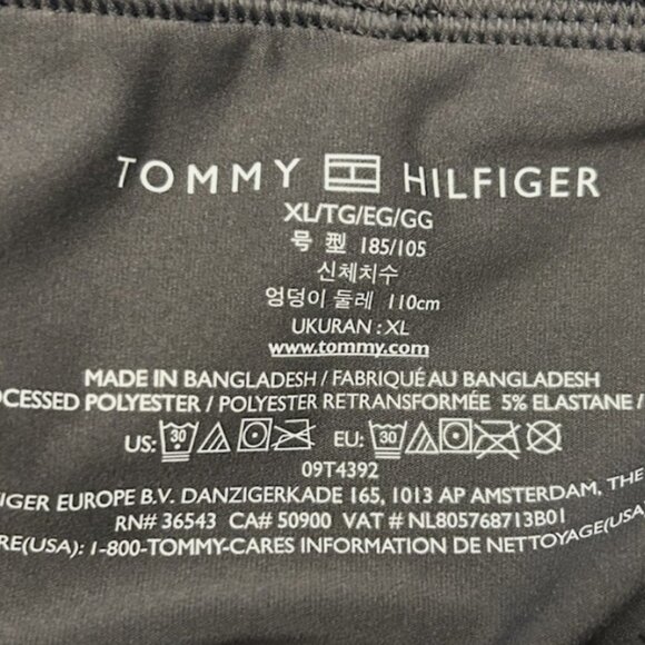Tommy Hilfiger 4 Pair Black Red Gray Microfiber Mens Briefs Underwear XL Logo - Picture 3 of 3